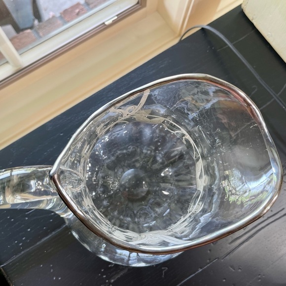 STERLING SILVER OVERLAY, CLEAR GLASS, WATER PITCHER WITH 3 MATCHING GLASSES. - Picture 13 of 16